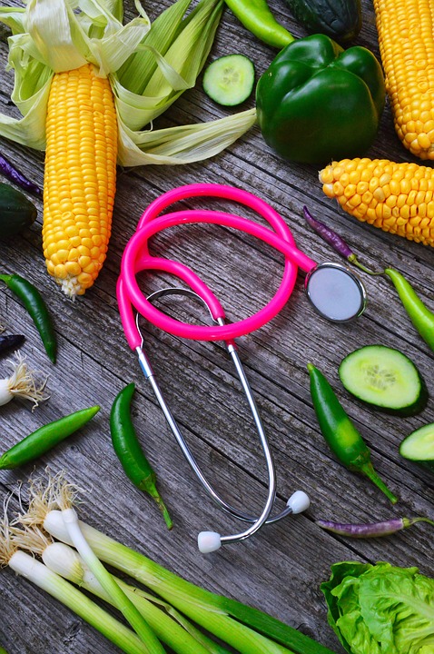 DALLA TEORIA AI CASI CLINICI: APPROCCI NUTRIZIONALI COL SUPPORTO DI INTEGRATORI NEL PAZIENTE DONNA